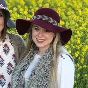 Meet your Posher, Mary